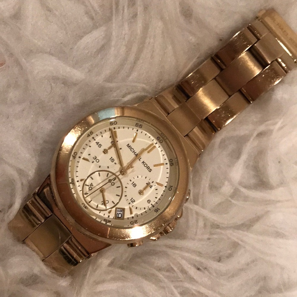 MK watch